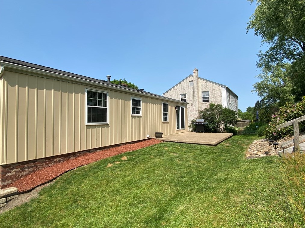 123 Penn Lear Dr, Monroeville PA  15146-4733 exterior