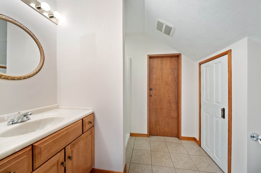 1009 Hunt Club Ct, Export PA  15632-9267 exterior