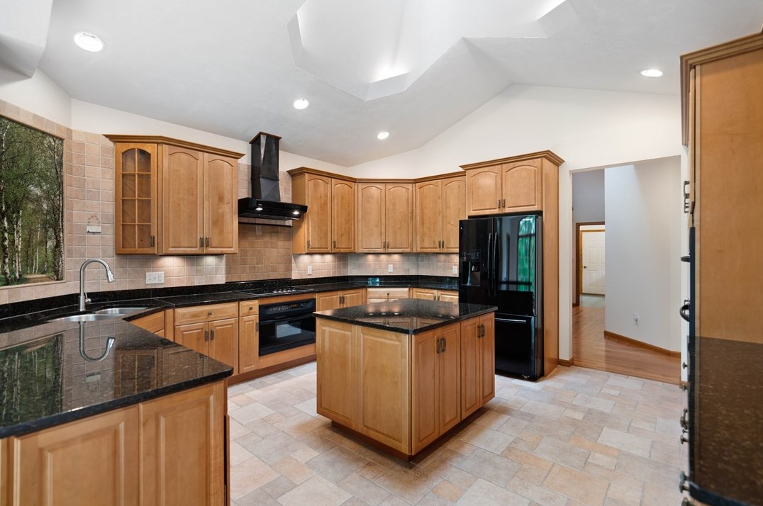 1009 Hunt Club Ct, Export PA  15632-9267 exterior