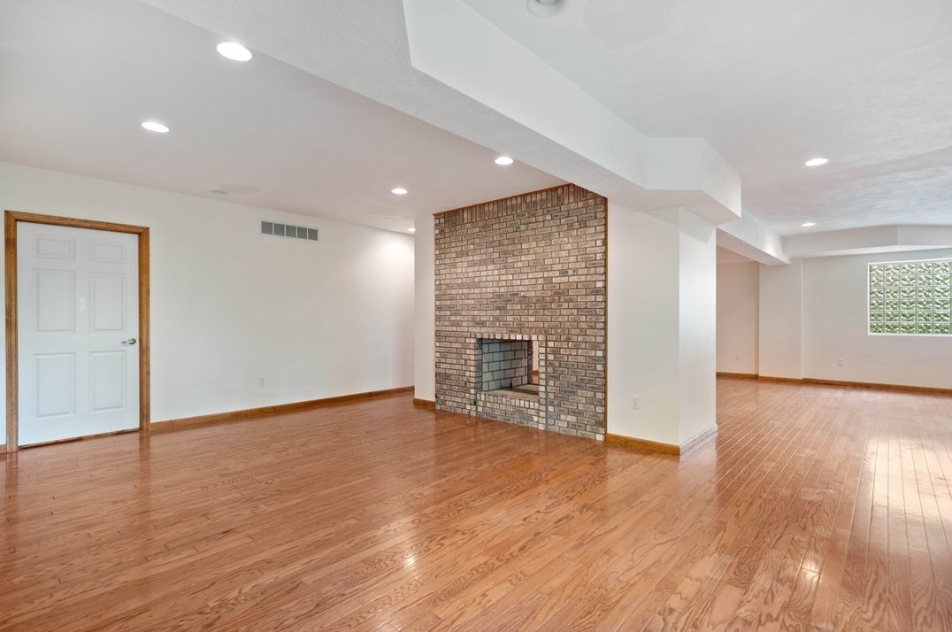 1009 Hunt Club Ct, Export PA  15632-9267 exterior