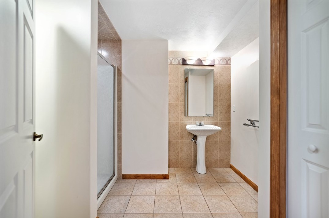 1009 Hunt Club Ct, Export PA  15632-9267 exterior