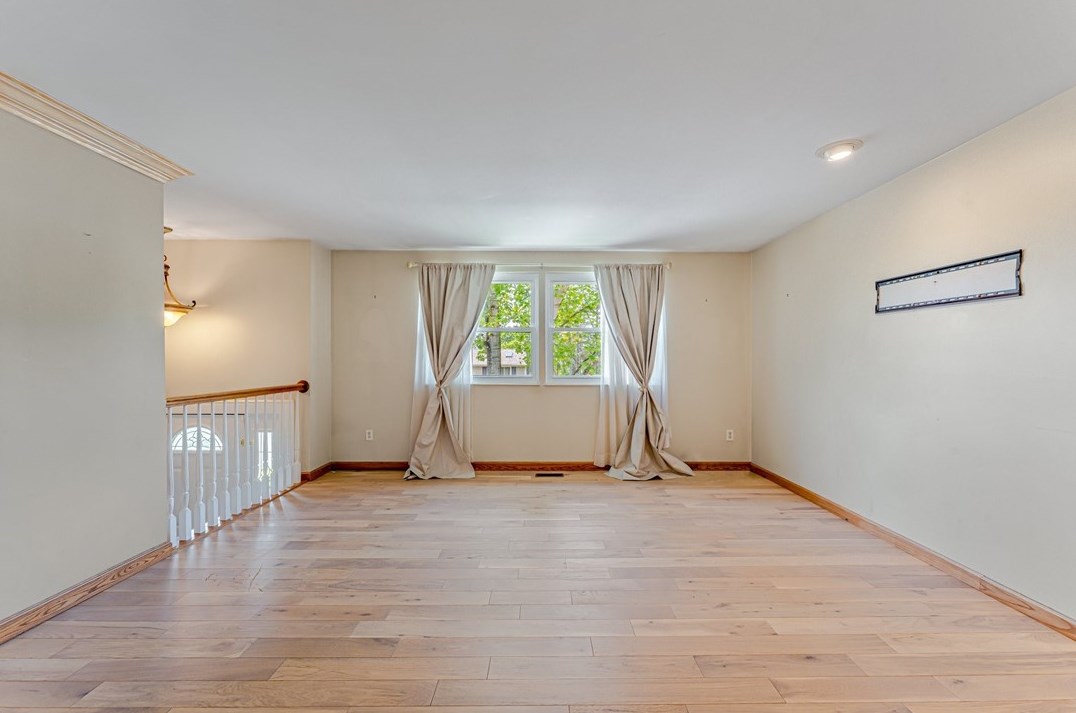 124 Ridgeview Dr, Monroeville, PA 15146-4738