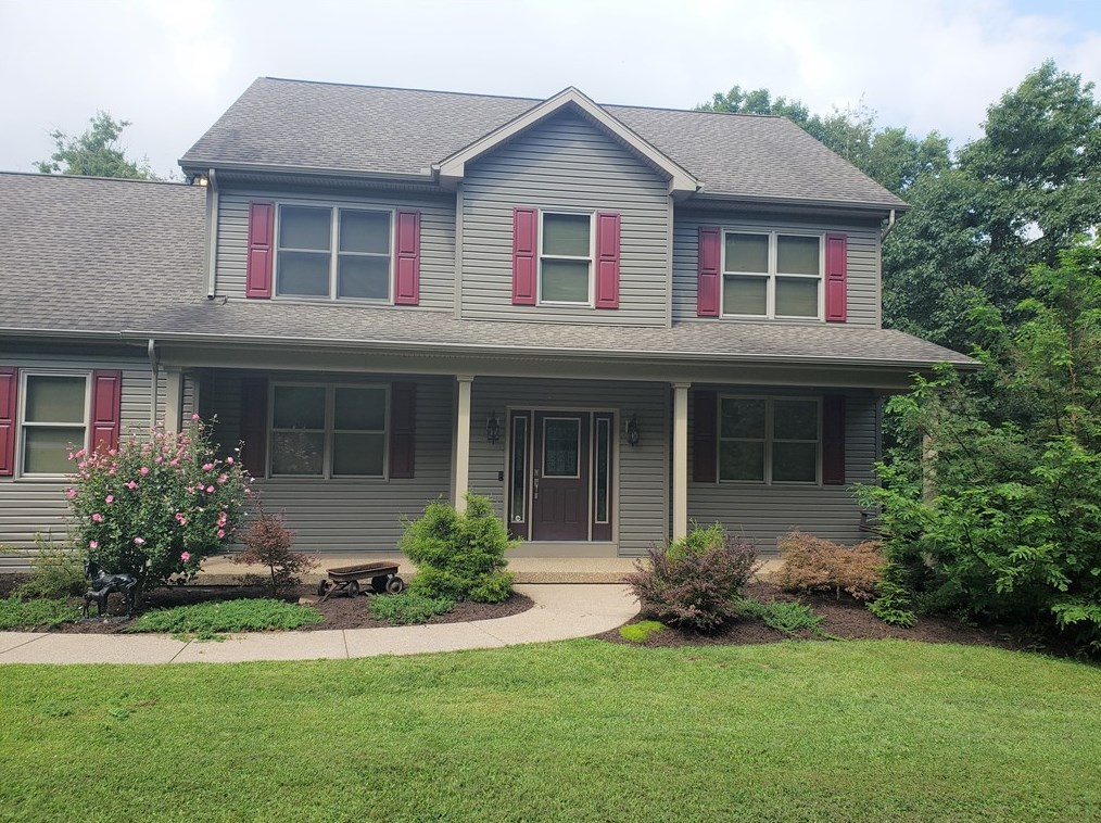 932 Willow Rd, Shelocta, PA 15774