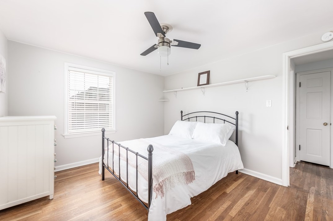 2037 Grandview Farms Ct, Bethel Park PA  15102-3722 exterior