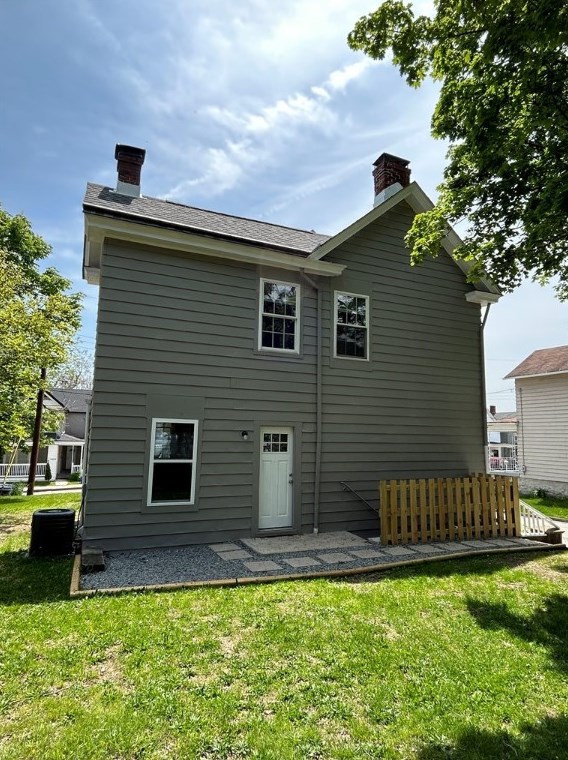 343 N 1st St, Jeannette, PA 15644