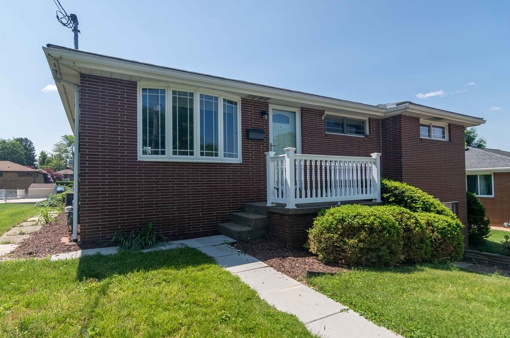 958 Marcia Dr, North Huntingdon, PA 15642