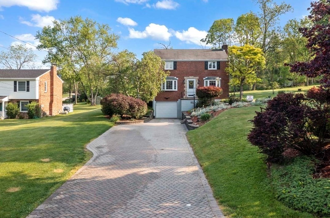 207 Brookwood Rd, Venetia, PA 15367