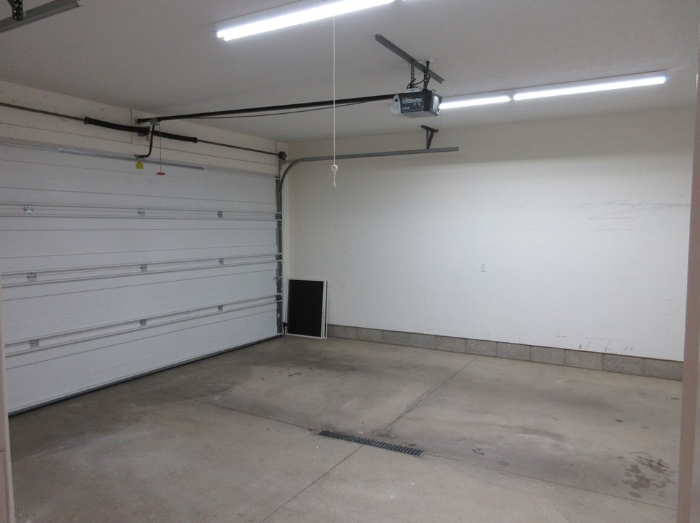 118 Clearwater Dr, Ellwood City PA  16117-3058 exterior