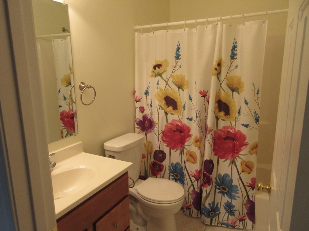 118 Clearwater Dr, Ellwood City PA  16117-3058 exterior