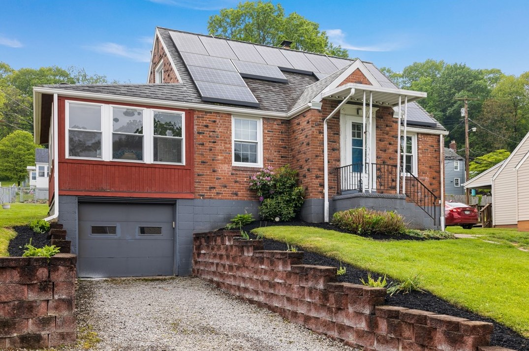 236 Maryland Dr, Glenshaw, PA 15116