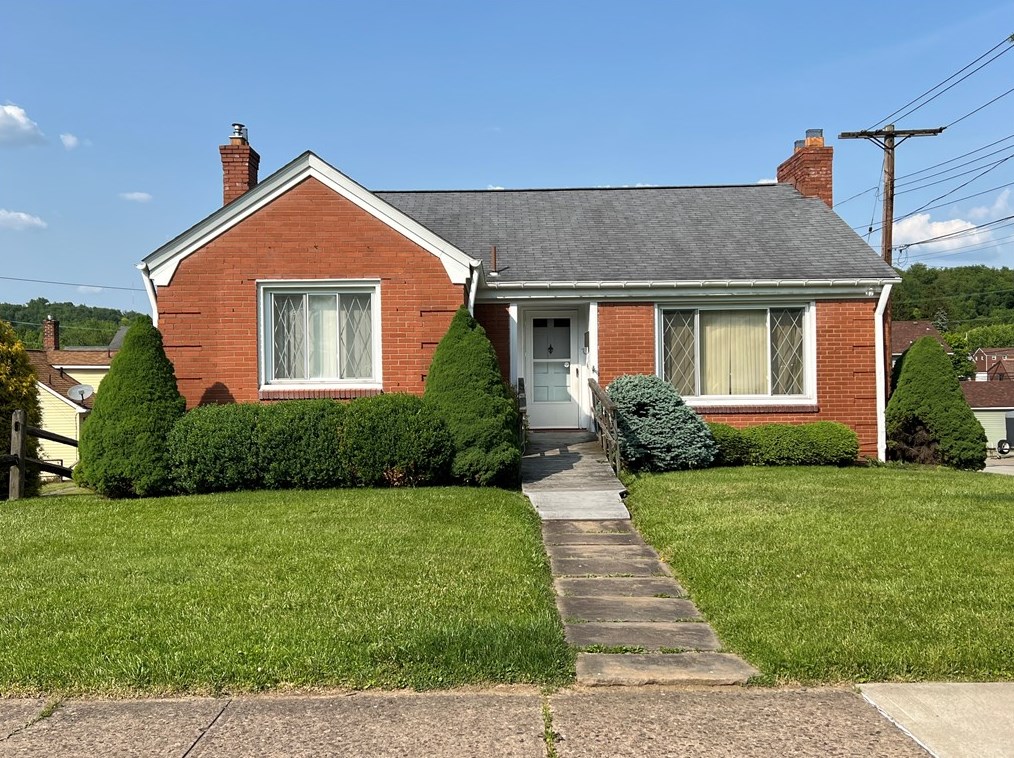 1327 Fawcett Ave, McKeesport, PA 15131