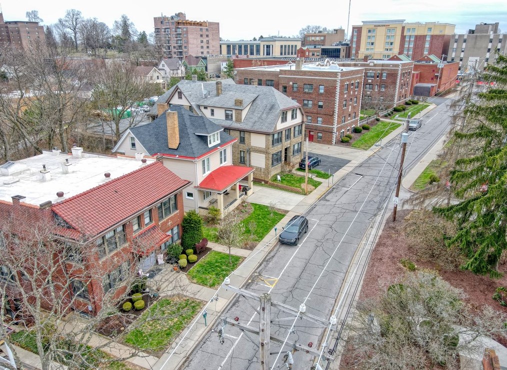 34 Academy Ave #2, Pittsburgh, PA 15228
