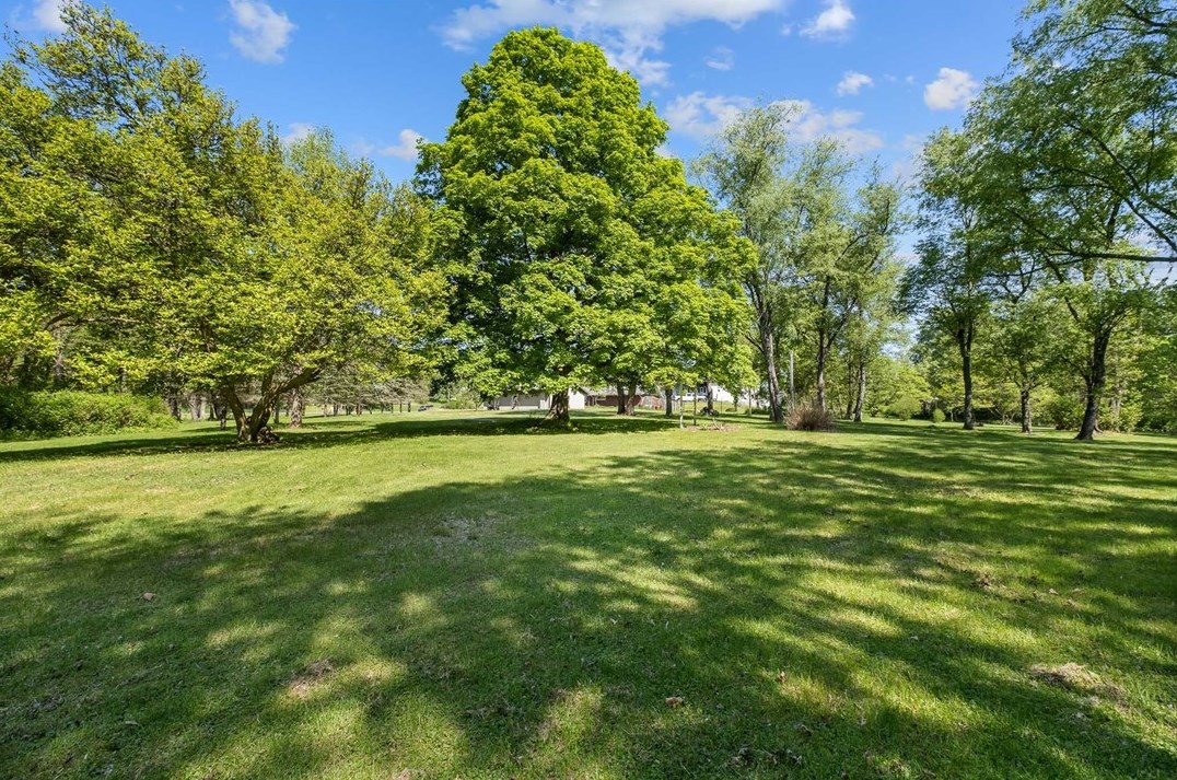 7620 Big Beaver Blvd, Wampum, PA 16157
