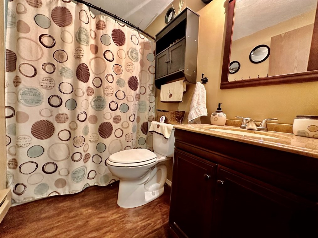 1110 Davis Rd, Butler PA  16001-9775 exterior