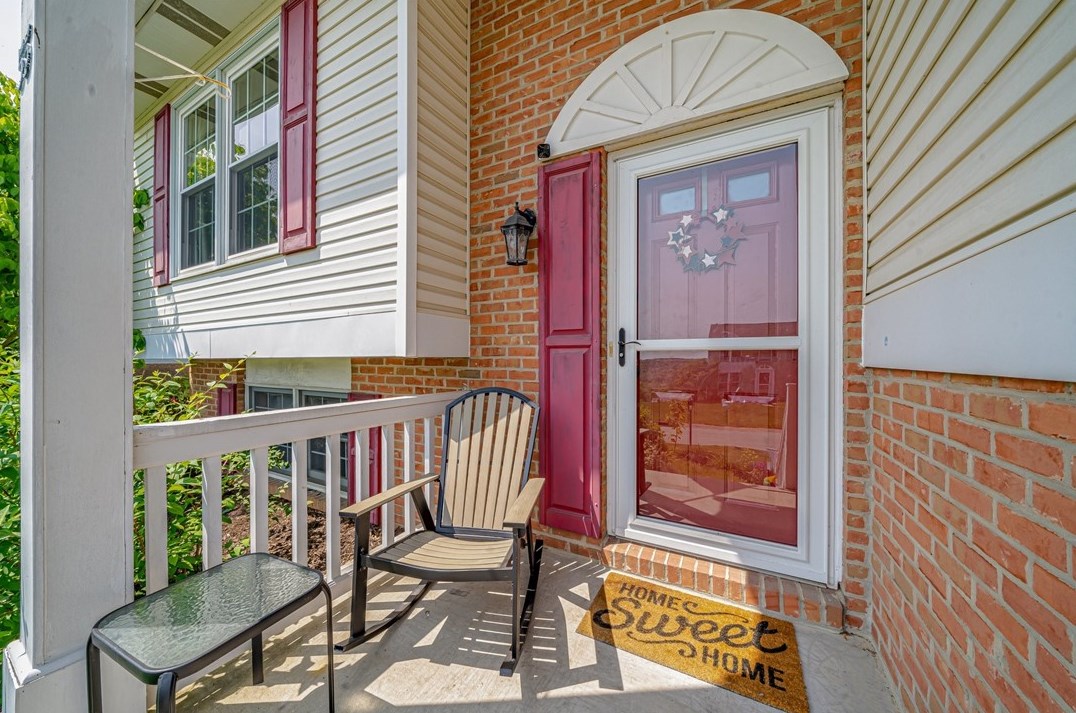 55 Lo Bell Dr, Washington, PA 15301-1371