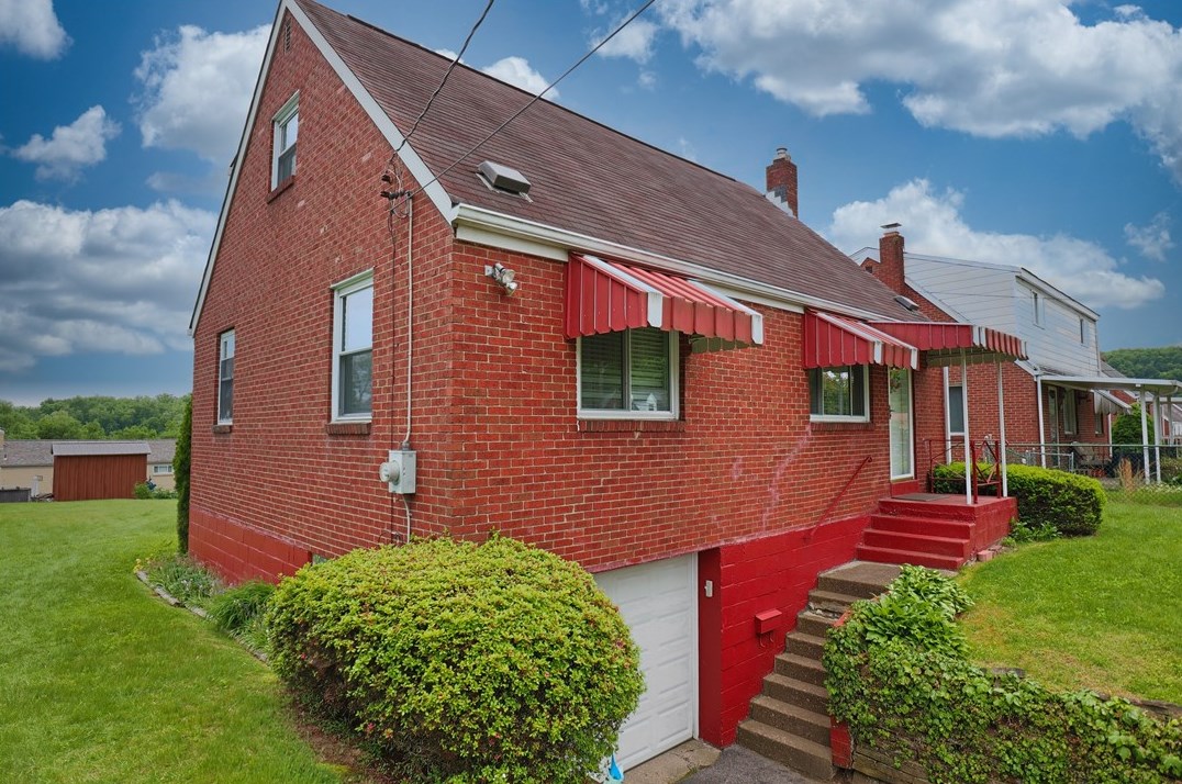303 Scene Ridge, McKeesport, PA 15133