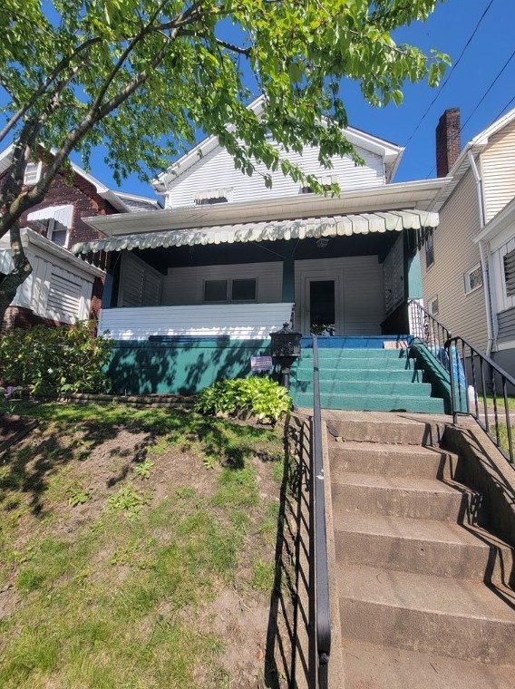 1415 Sumac St, Mckeesport, PA 15132-5430