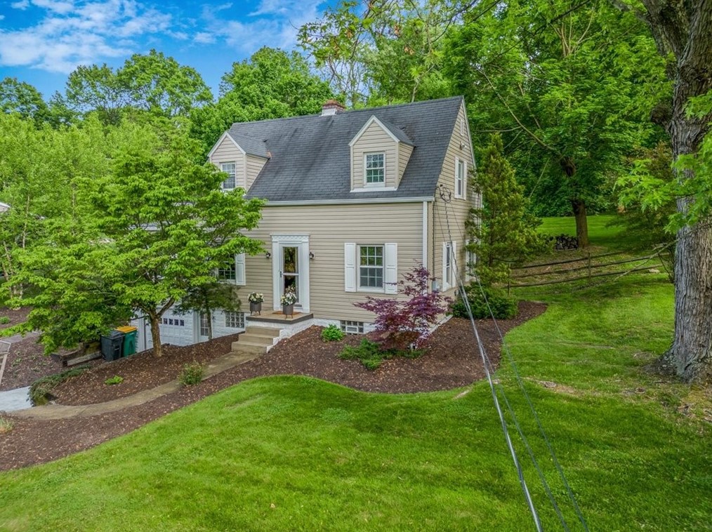 130 Galley Rd North, Canonsburg, PA 15317