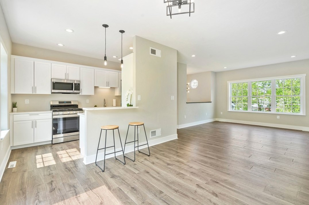 961 Whitehead Ln, North Huntingdon, PA 15642