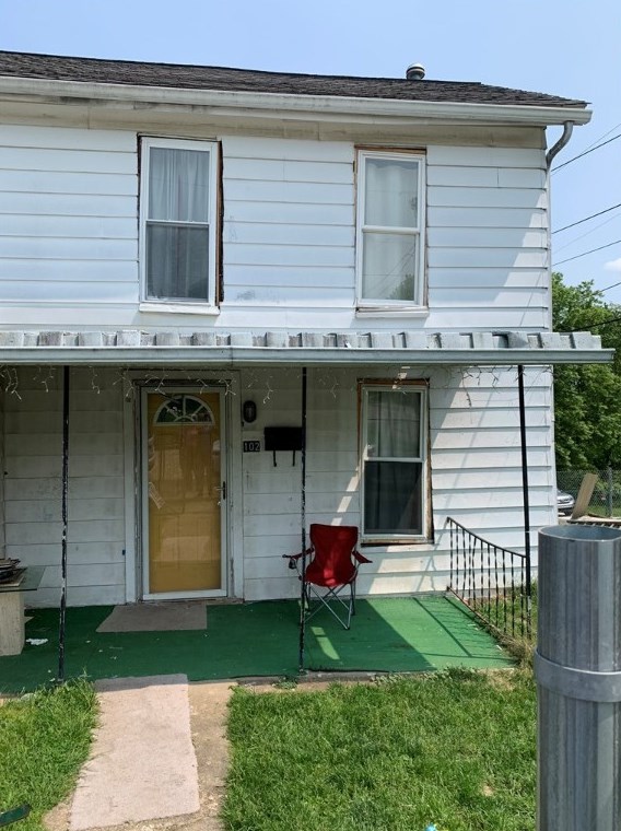102 Linn Ave, Washington, PA 15301