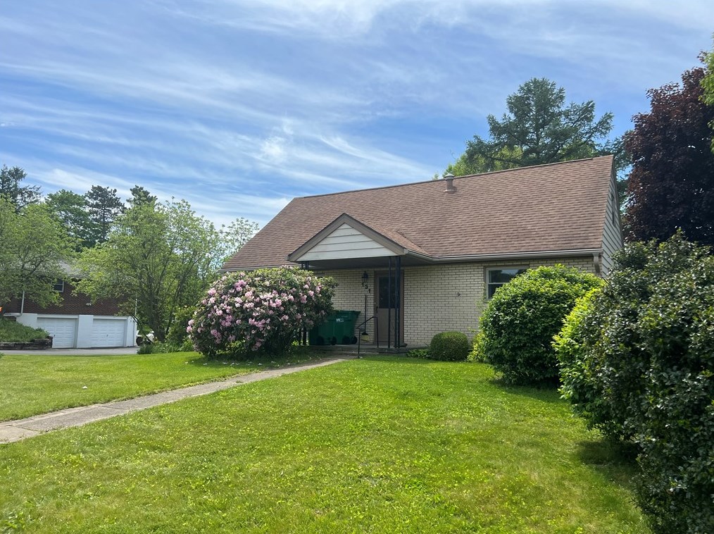 131 Linhurst Ave, Butler, PA 16001
