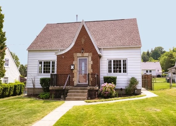 741 4th St, Verona, PA 15147