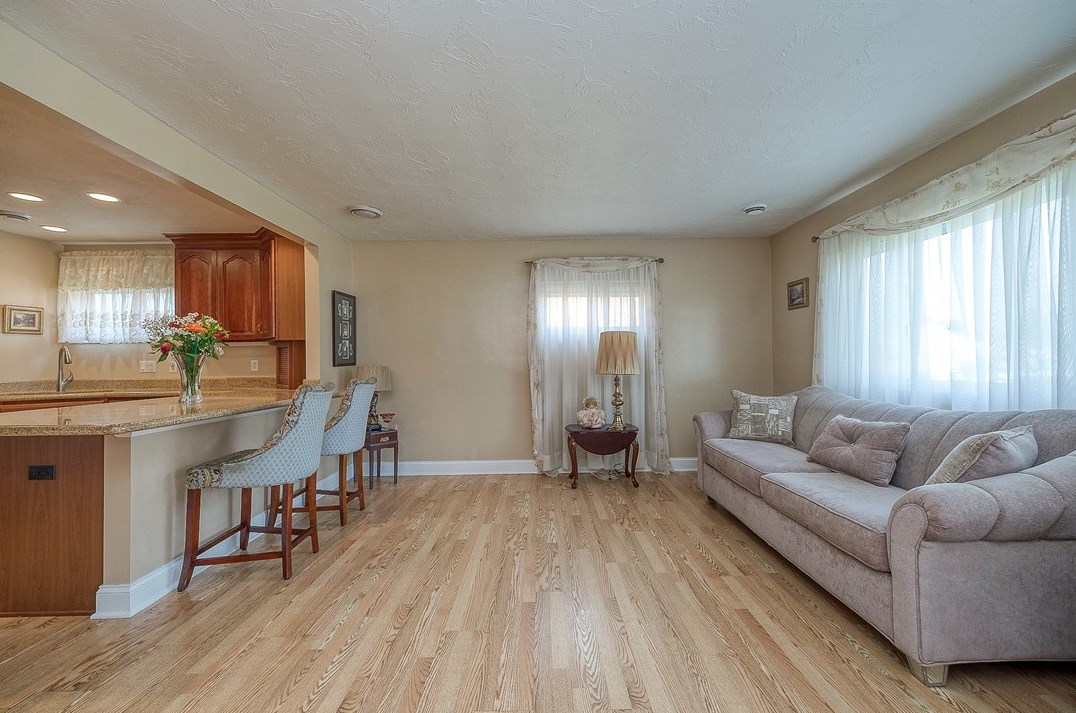 130 Eisner Ave, Bridgeville, PA 15017