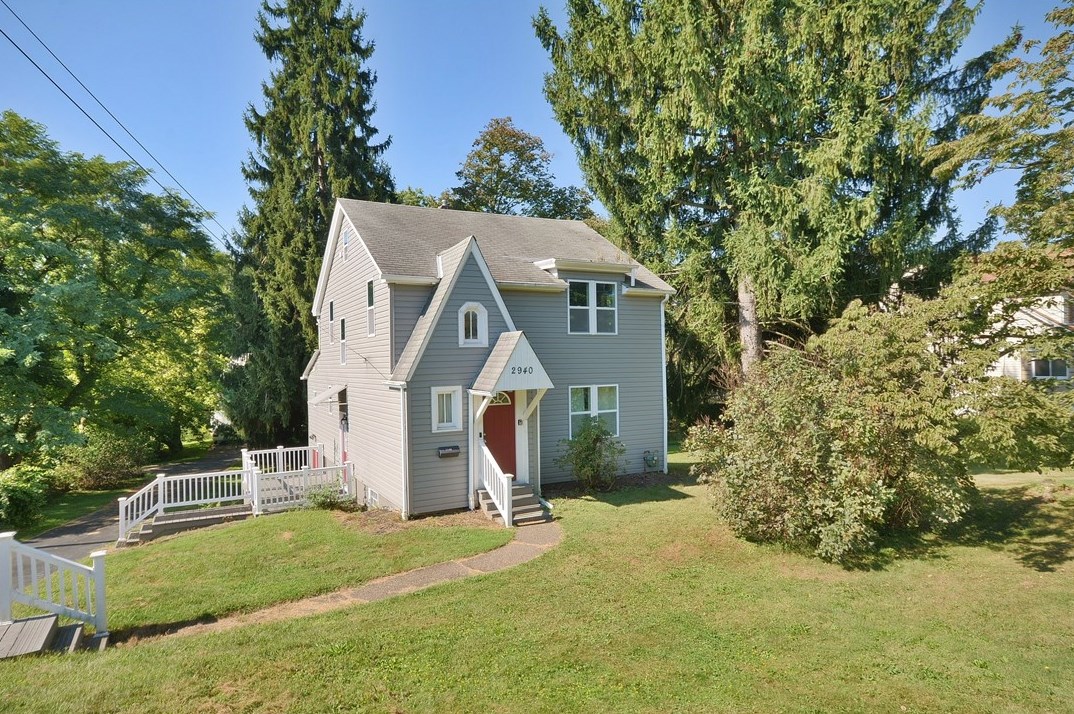 2940 Leechburg Rd, New Kensington, PA 15068