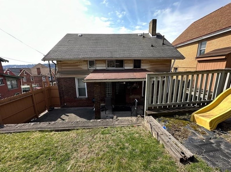 247 Lobinger Ave, Rankin PA  15104-2122 exterior