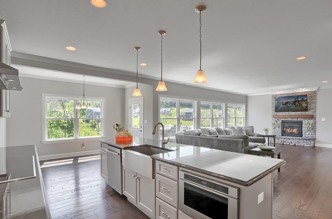 237 Tamarack Dr, Seven Fields PA  16046 exterior