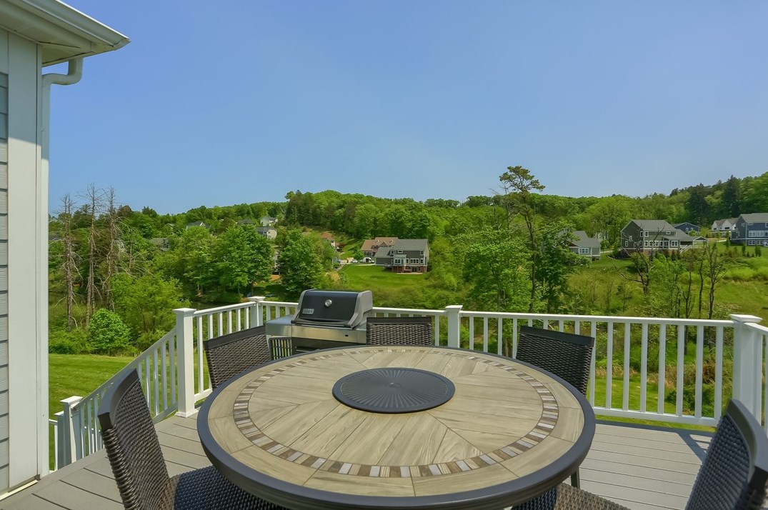 237 Tamarack Dr, Seven Fields PA  16046 exterior
