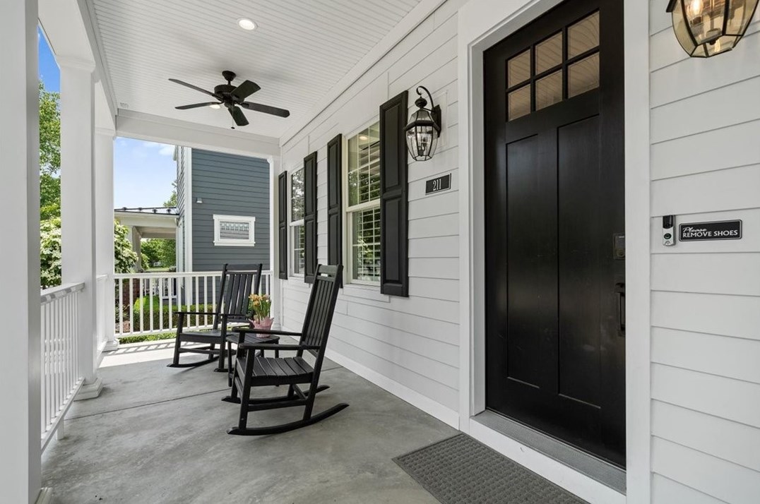 211 2nd St, Oakmont, PA 15139