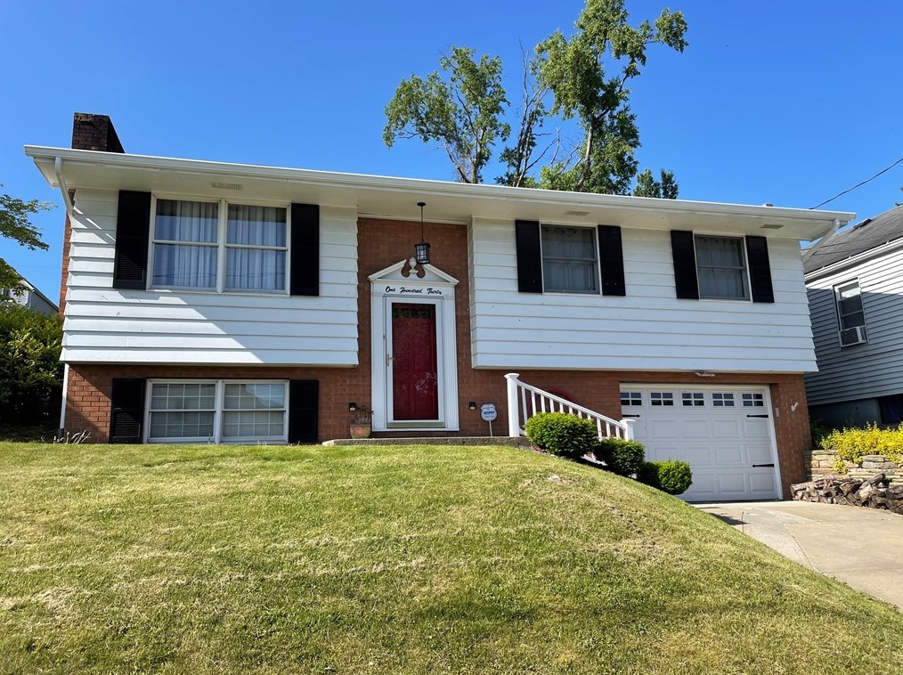 130 1st Ave, New Eagle, PA 15067