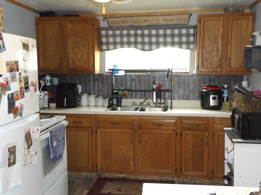 312 Coolspring Jumonville Rd, Hopwood, PA 15445
