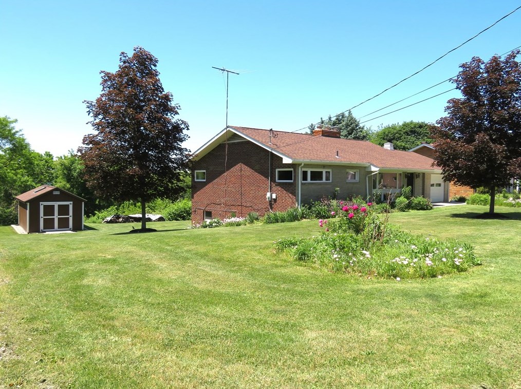 1245 Highland Ave, Ambridge, PA 15003