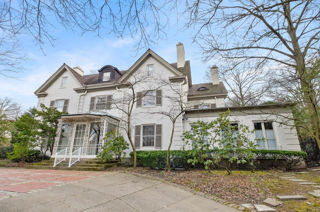 1129 Beechwood Blvd, Pittsburgh, PA 15206
