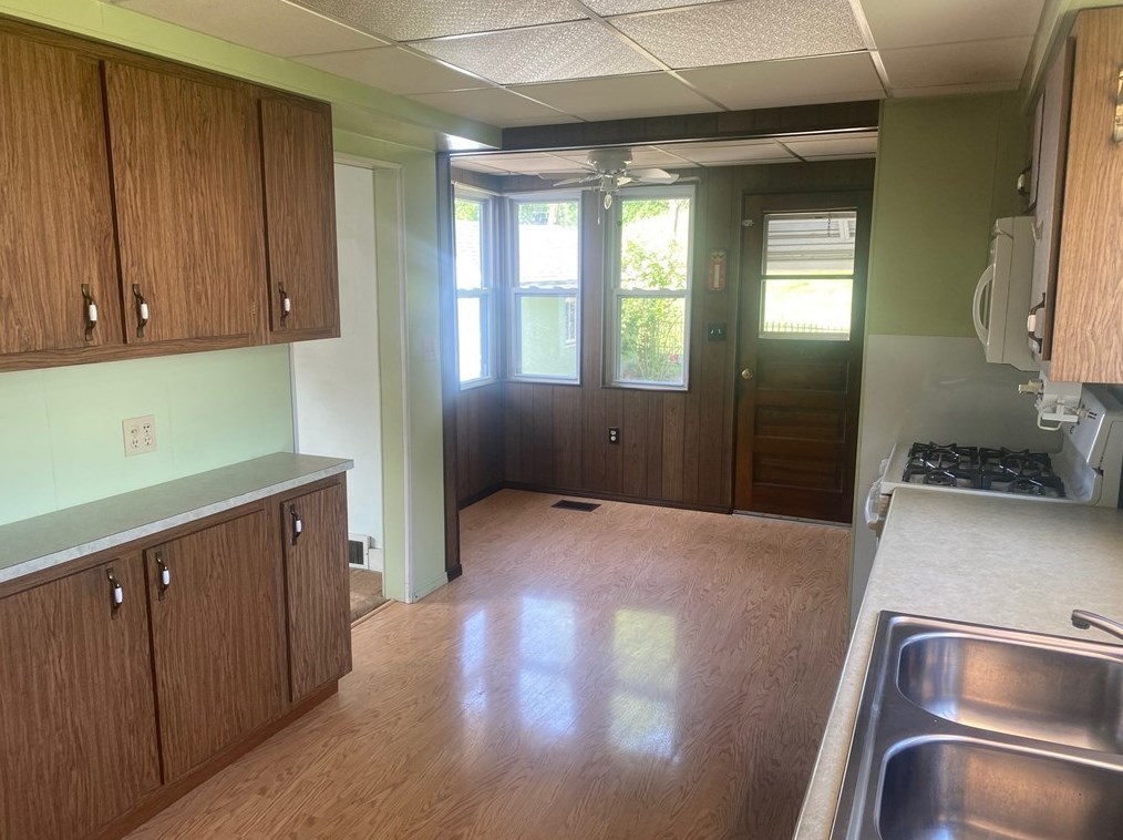 3975 Parkview Ln, Allison Park, PA 15101-3522
