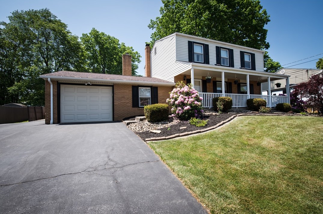 103 Layton Dr, Butler, PA 16001-2739