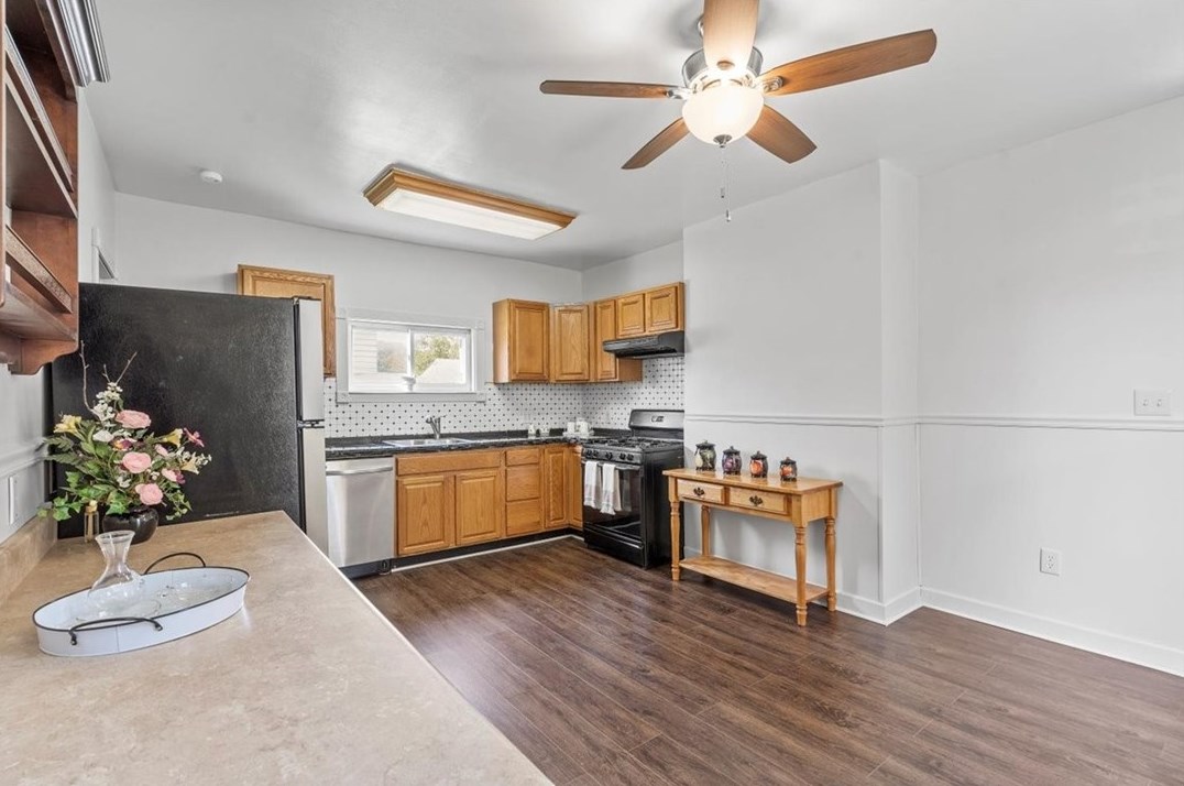 626 7 St, Monroeville PA 15140-1210 exterior