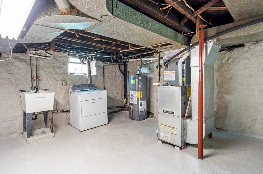 626 7 St, Monroeville PA 15140-1210 exterior