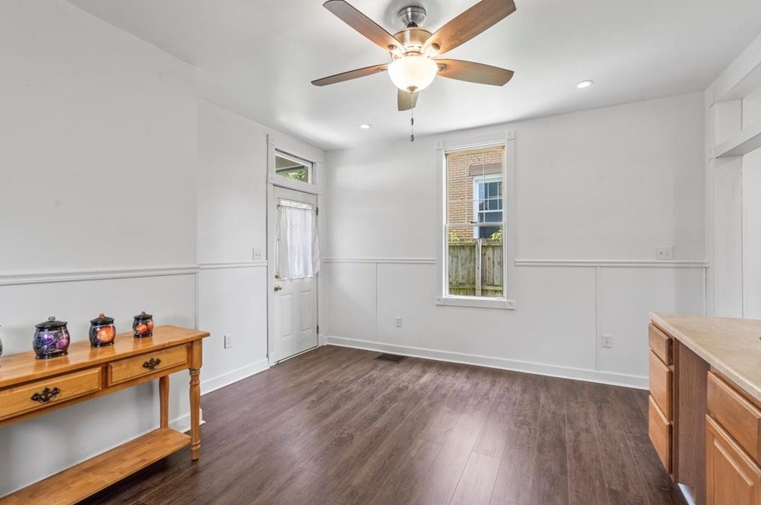 626 7 St, Monroeville PA 15140-1210 exterior