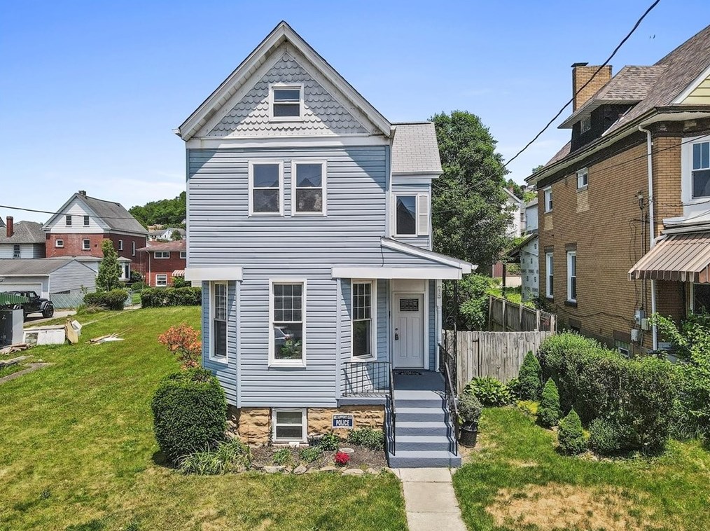626 7th St, Monroeville, PA 15140-1209