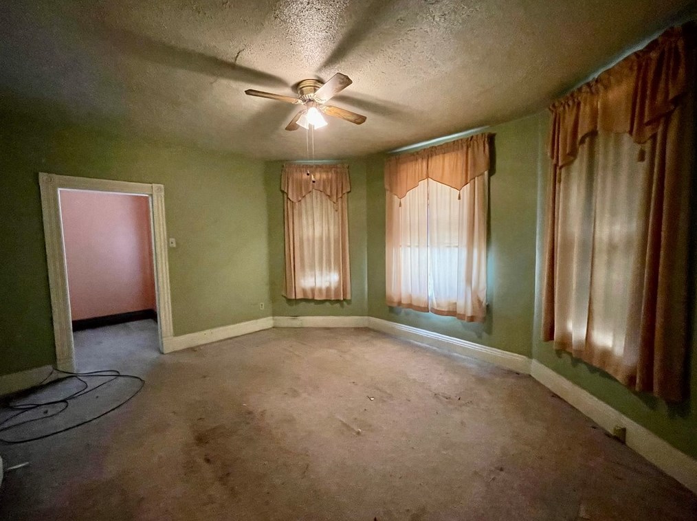 370 Jefferson Ave, Washington PA 15301-4226 exterior