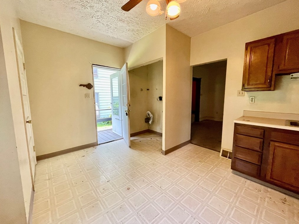 370 Jefferson Ave, Washington PA 15301-4226 exterior