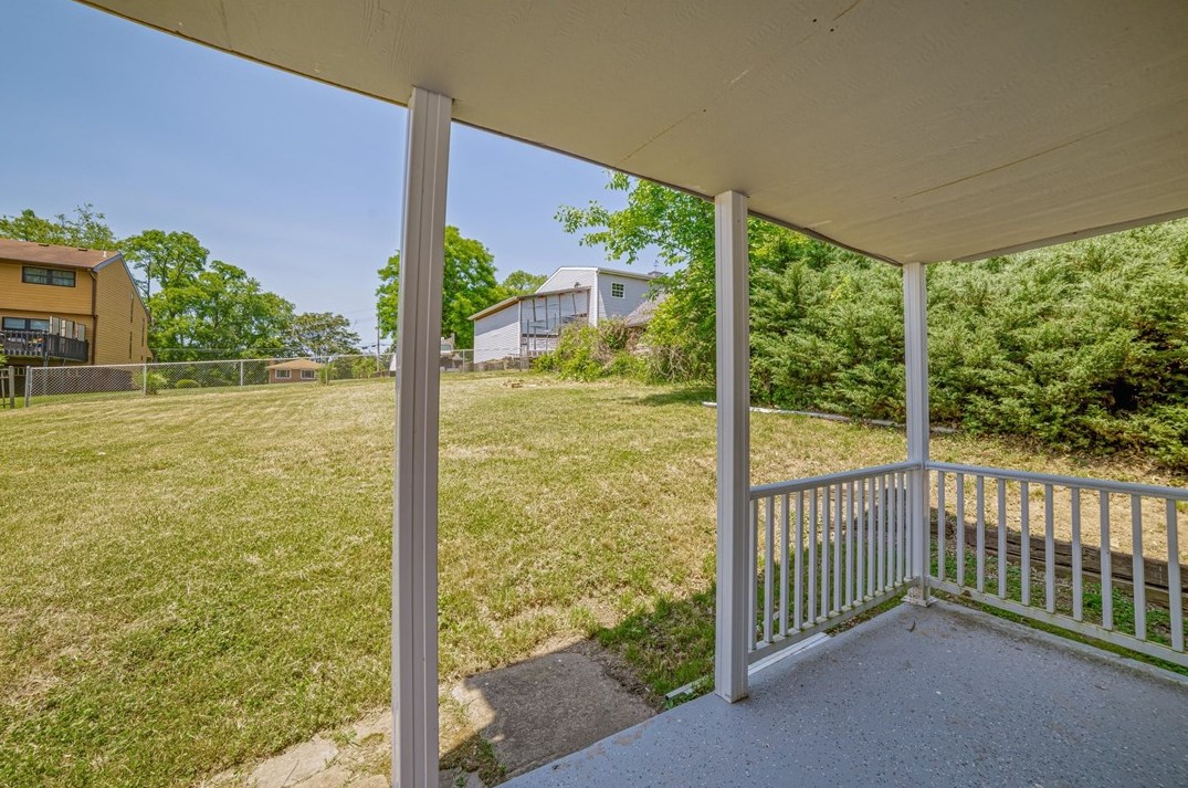 513 Kentucky Ave, Monroeville PA 15146-3930 exterior