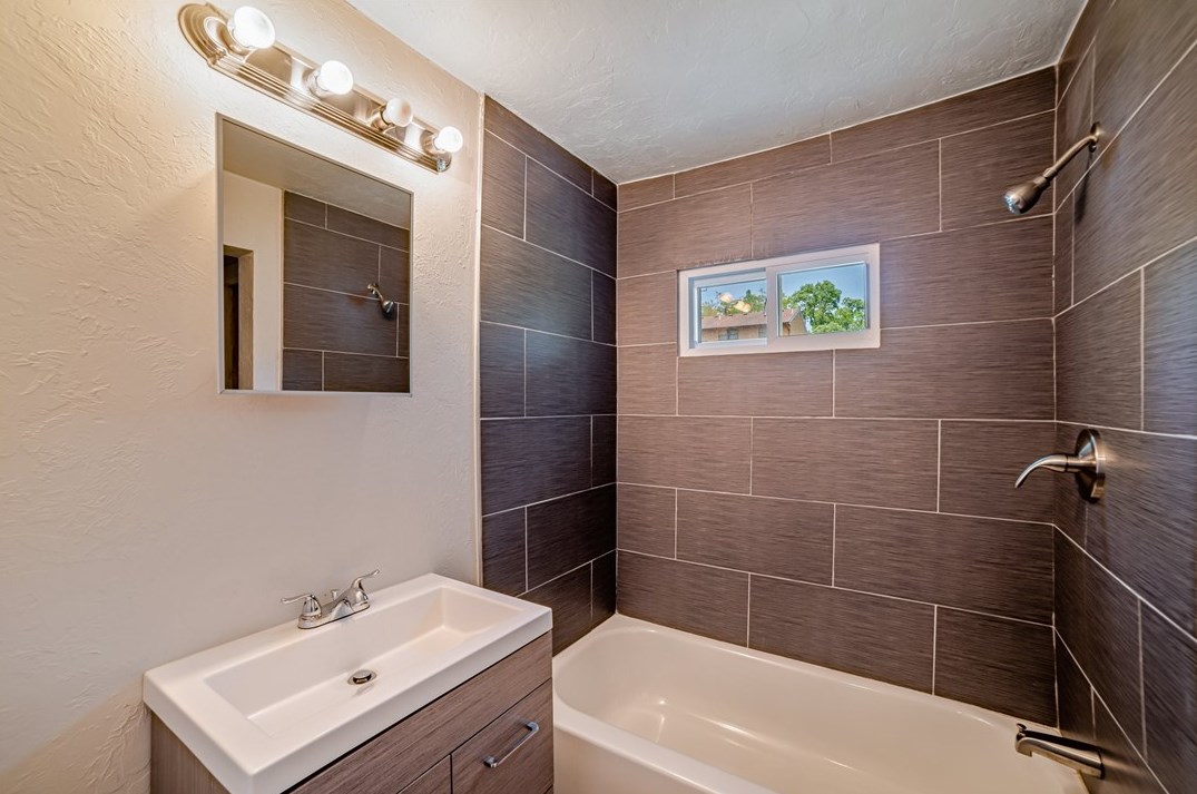 513 Kentucky Ave, Monroeville PA 15146-3930 exterior