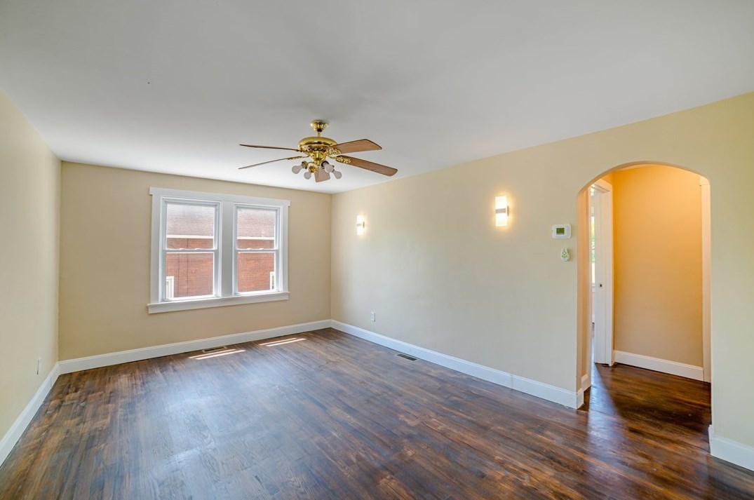 513 Kentucky Ave, Monroeville PA 15146-3930 exterior