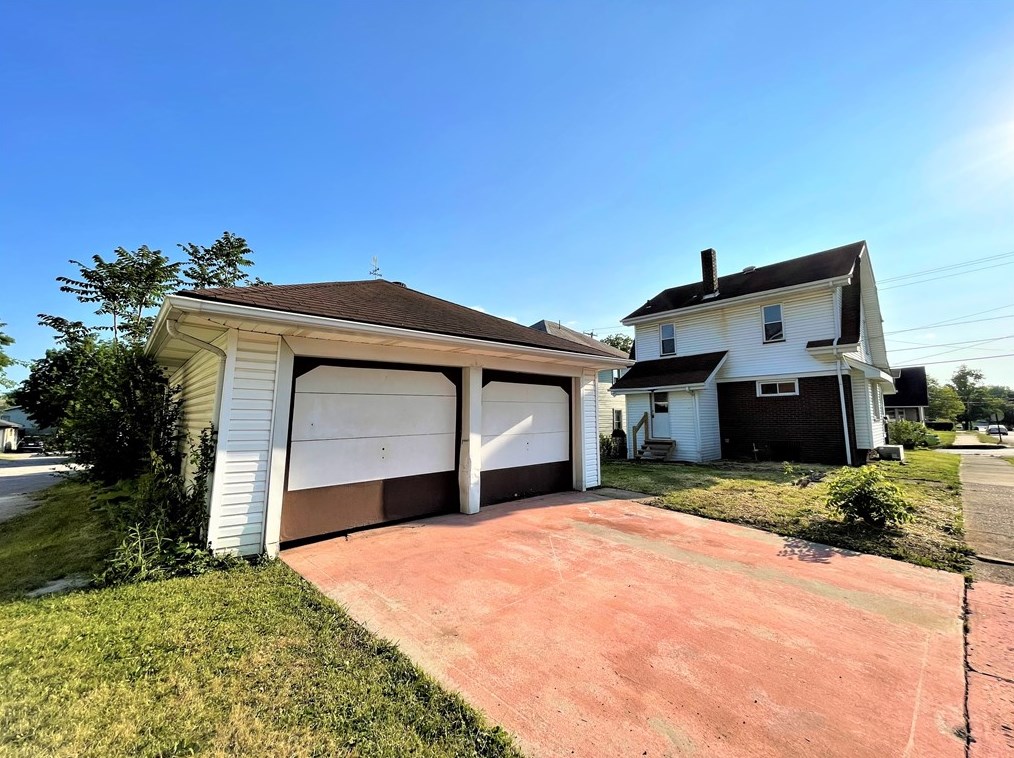 720 N Mercer St, New Castle, PA 16101