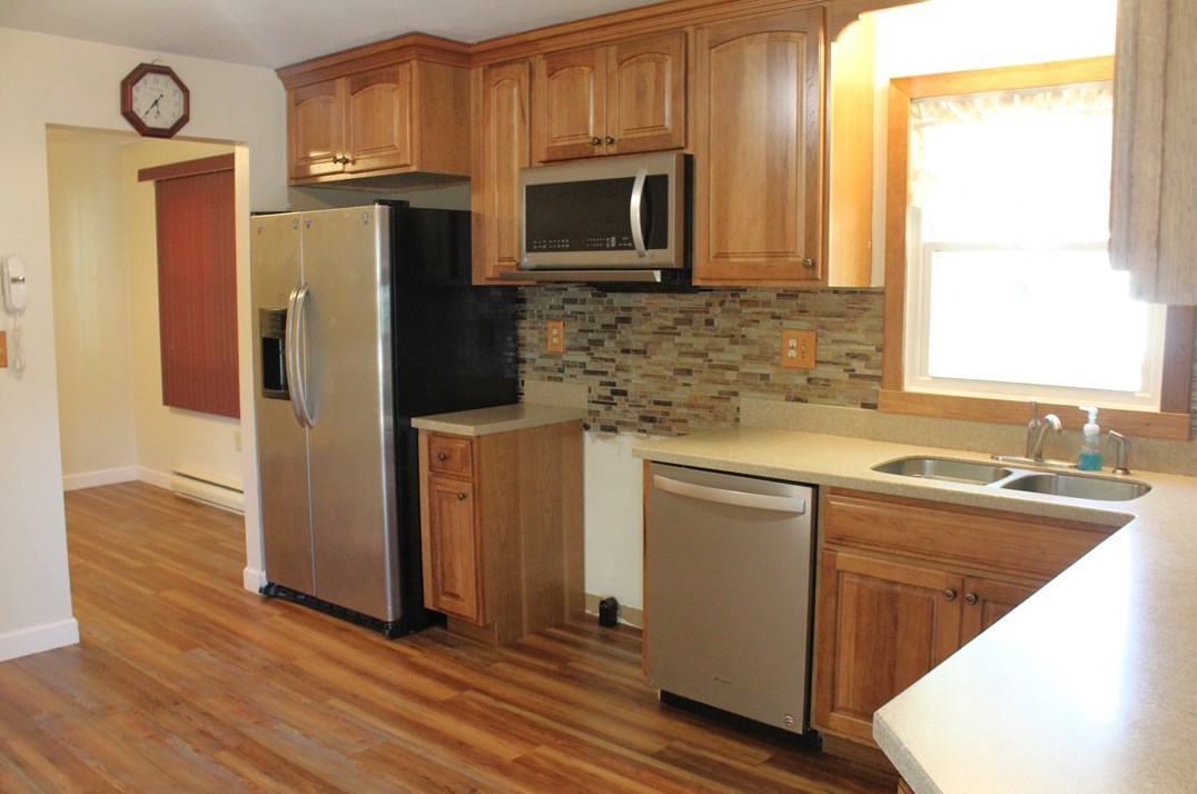 118 Pittsburgh Rd, Bentleyville, PA 15314