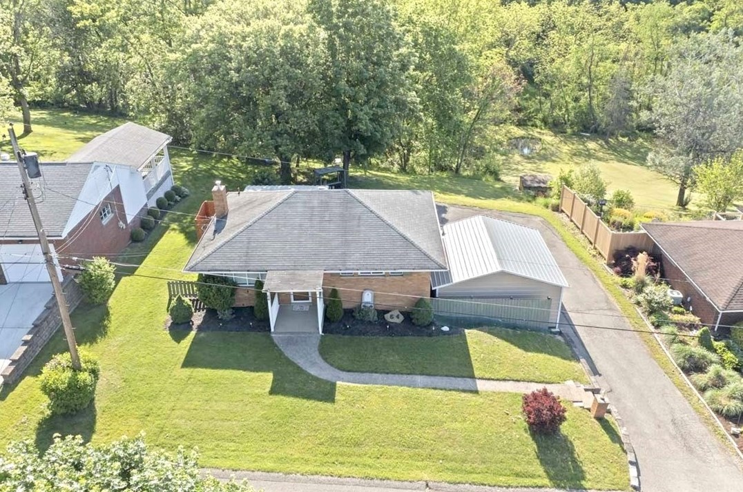64 Hilltop Acres Rd, Washington, PA 15301-2941